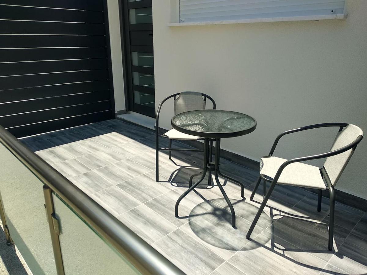 2 Brothers Limassol Exterior photo